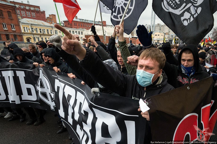 Чувство национализма. НС блок 2013 русский марш. Русский марш Россия для русских. Русский марш черный блок. Националисты русские вперед.