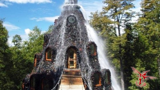 Уникальный отель в Чили в виде извергающегося вулкана