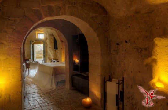 В Италии открылся необычный пещерный отель