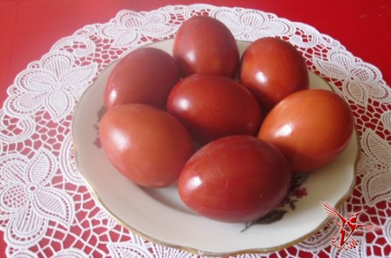 Как красить яйца на Пасху