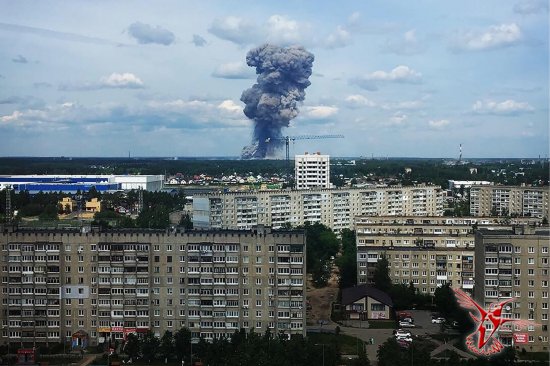 На оборонном заводе под Нижним Новгородом произошла серия взрывов. Пострадали более 75 человек, введен режим ЧС